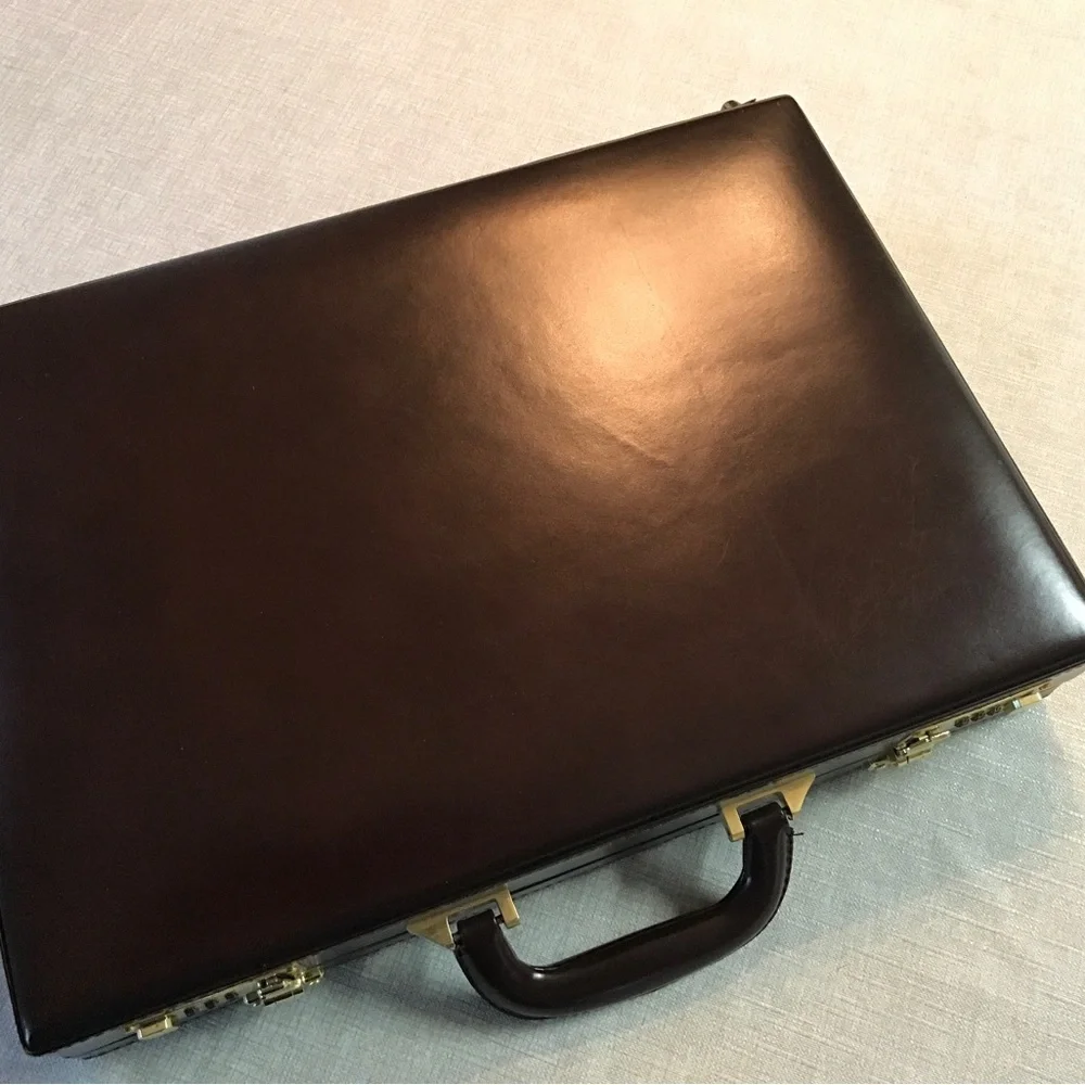 Vintage brown Presto Lock Executive leather briefcase attaché